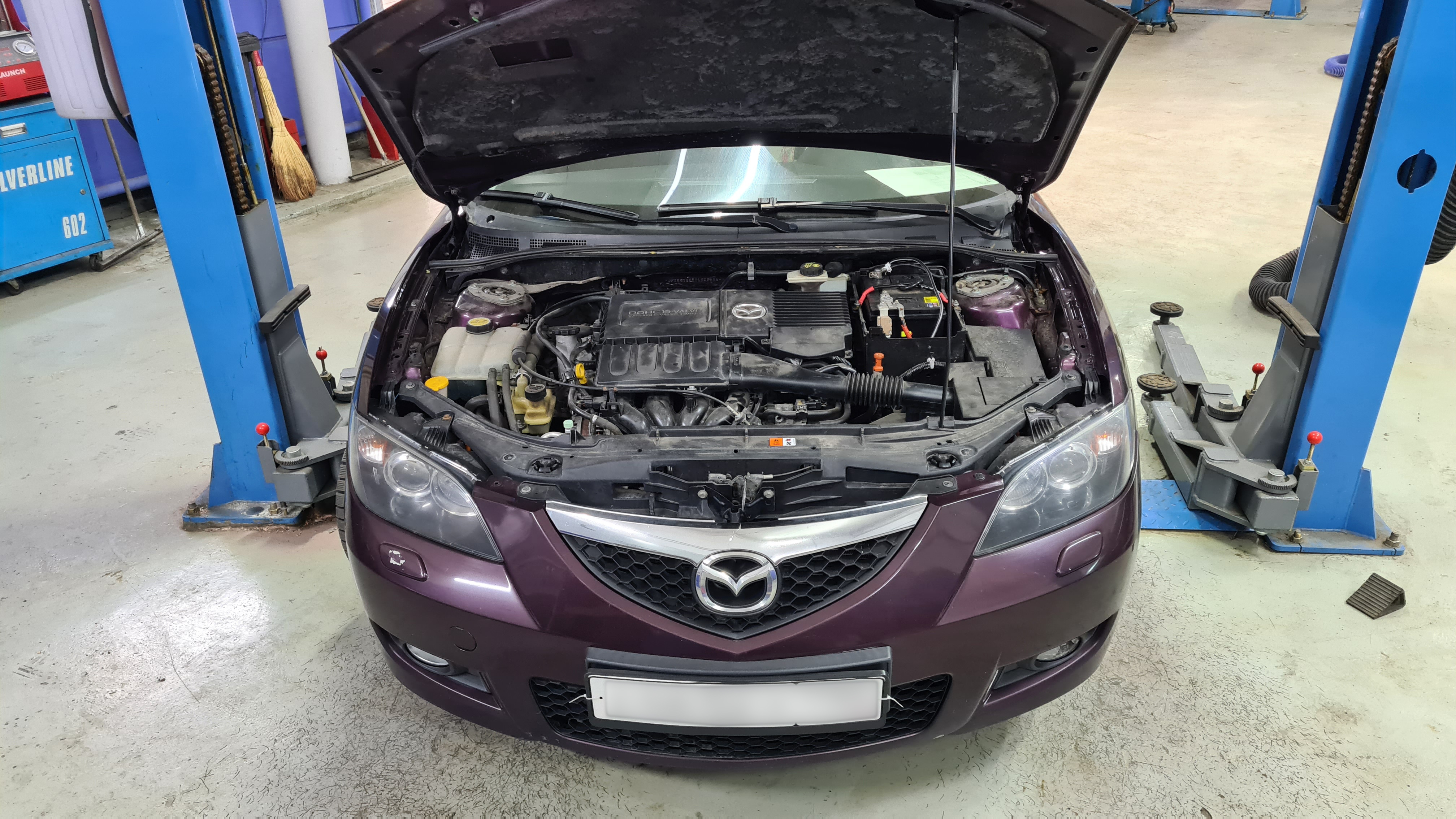 Замена свечей Mazda 3